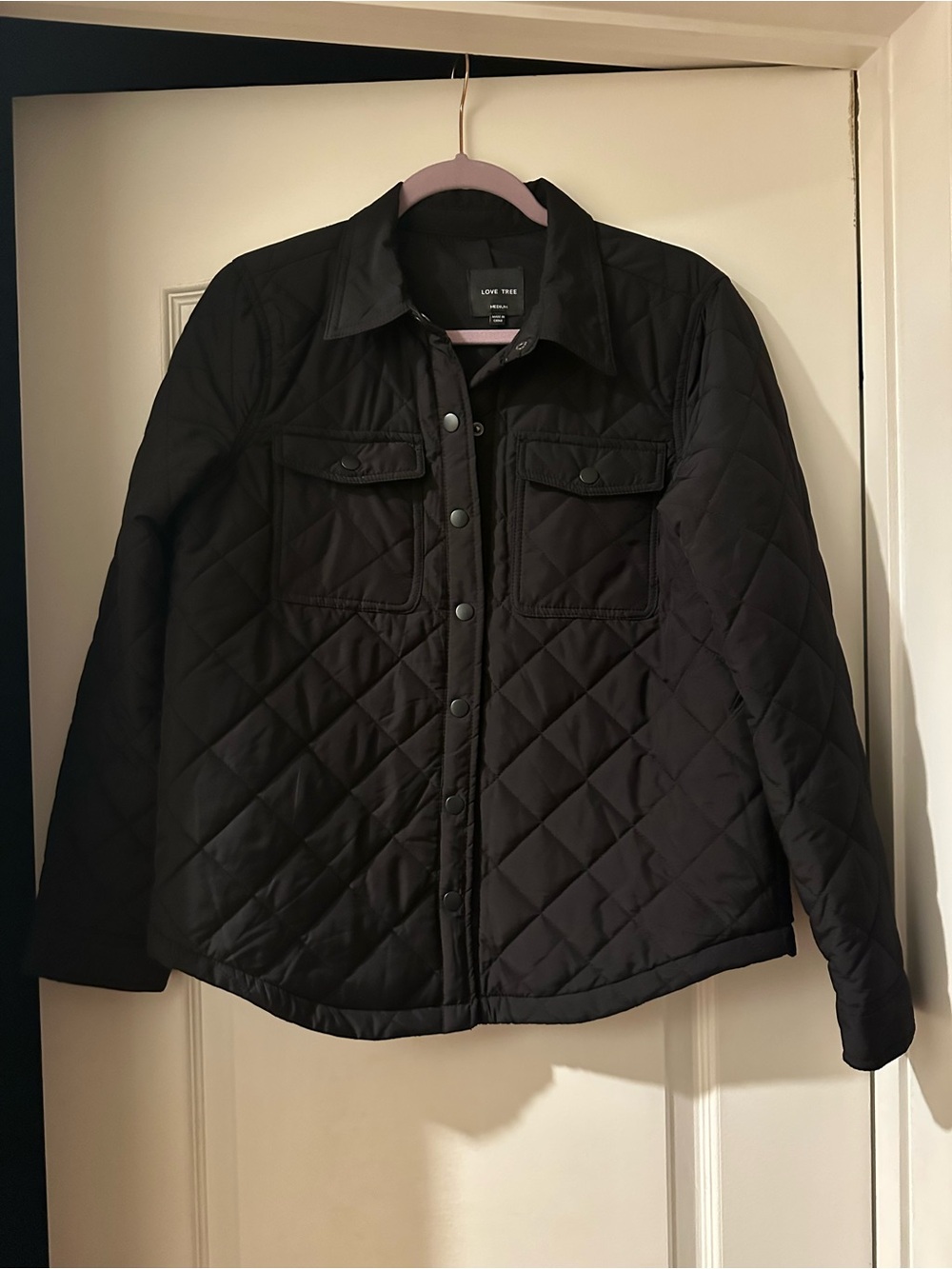 Love Tree Black Quilted Snap-Front Jacket-Size Medium (Like New)